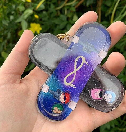 ACRYLIC SHAKER CHARM